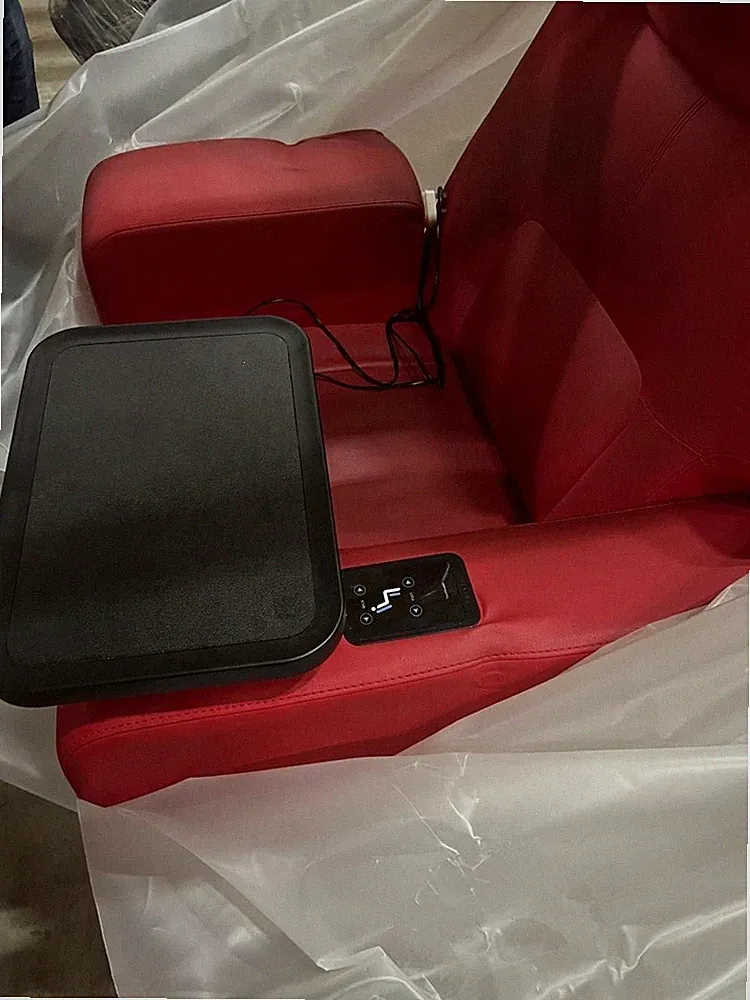 Lot of 1,100 used THEATER SEATING Cinema Movie auditorium chairs seats red